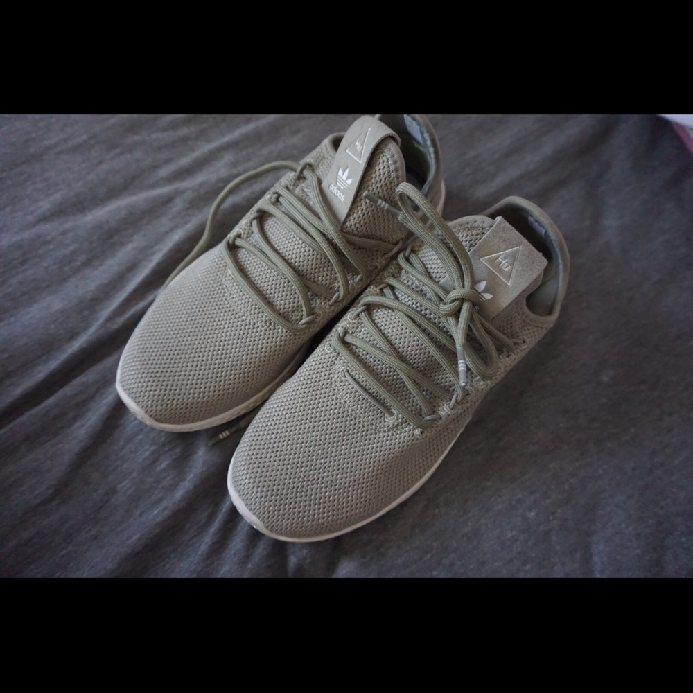 Adidas Pharrell Williams collection sneaker